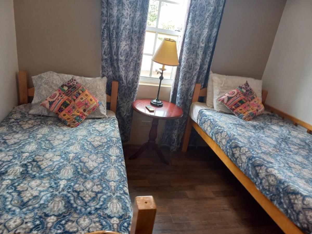 אורנג'סטאד Pista Q Hostel And Apartments מראה חיצוני תמונה