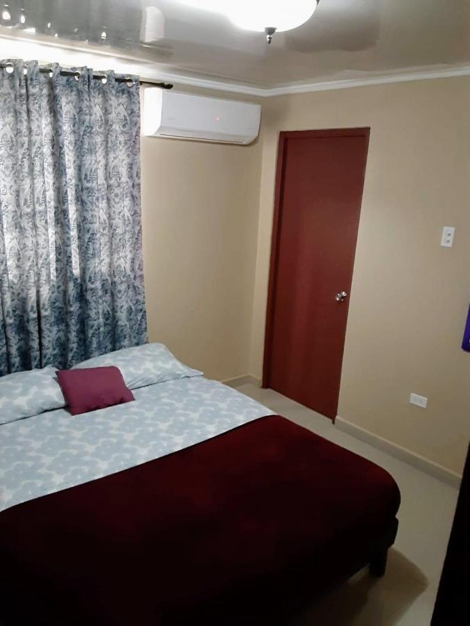אורנג'סטאד Pista Q Hostel And Apartments מראה חיצוני תמונה