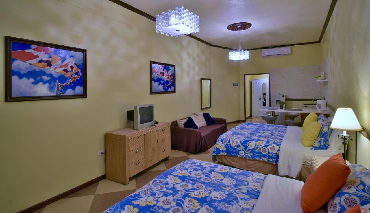 אורנג'סטאד Pista Q Hostel And Apartments מראה חיצוני תמונה