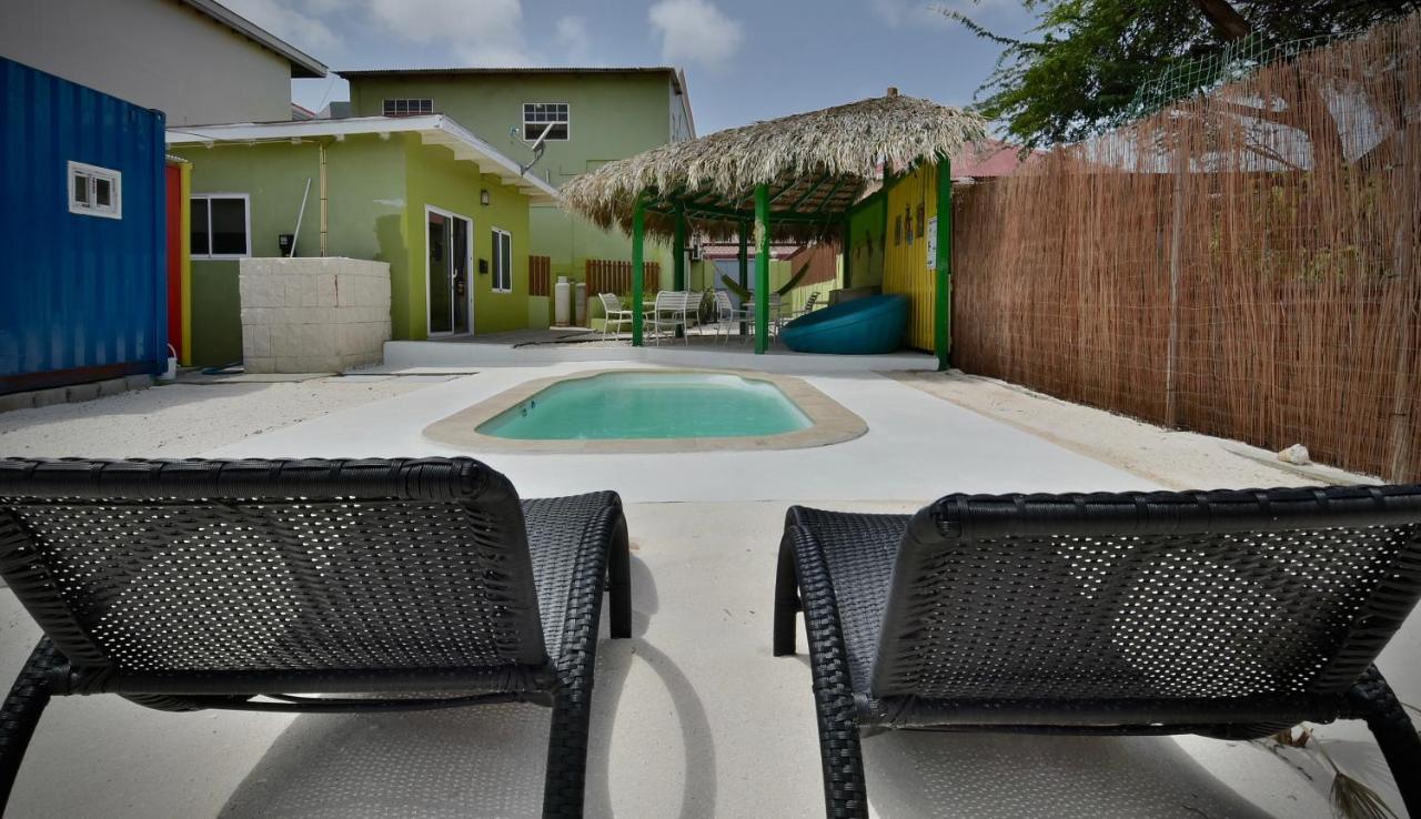 אורנג'סטאד Pista Q Hostel And Apartments מראה חיצוני תמונה