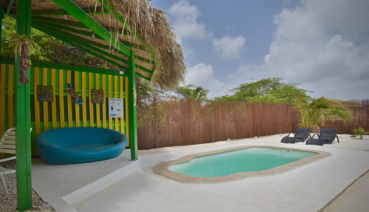 אורנג'סטאד Pista Q Hostel And Apartments מראה חיצוני תמונה