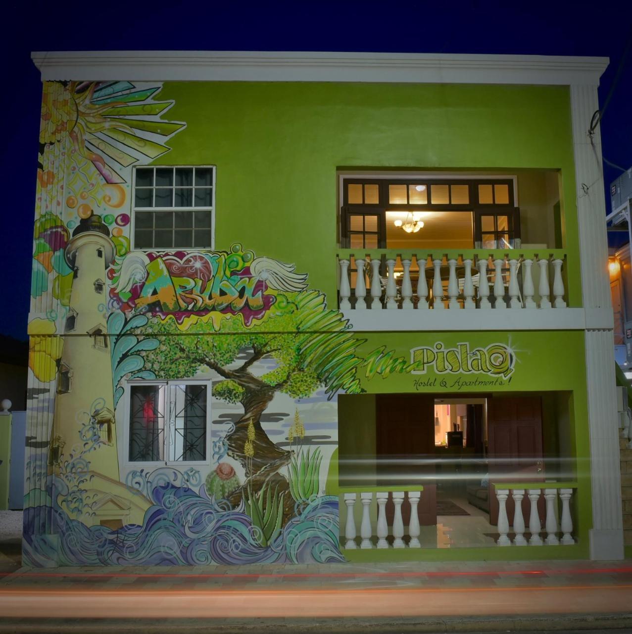 אורנג'סטאד Pista Q Hostel And Apartments מראה חיצוני תמונה