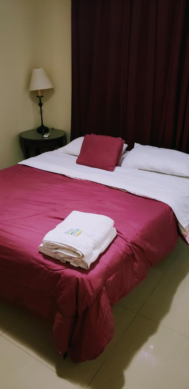 אורנג'סטאד Pista Q Hostel And Apartments מראה חיצוני תמונה